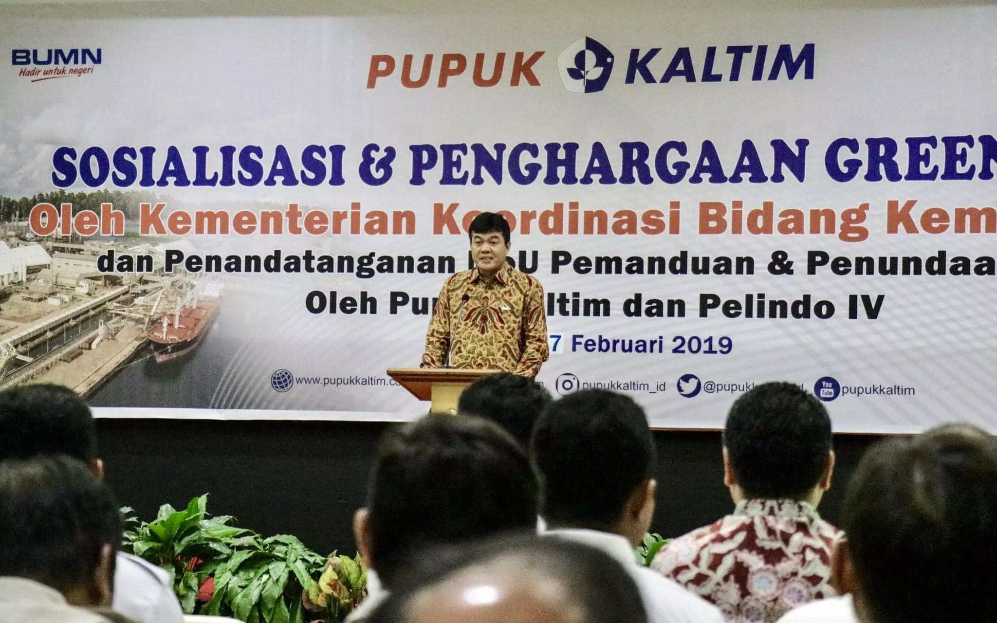 Kebijakan Green Port Untuk Mendukung Indonesia sebagai Poros Maritim Dunia Kebijakan Green Port Untuk Mendukung Indonesia sebagai Poros Maritim Dunia