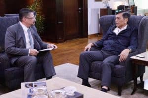 Menko Luhut Menerima Direktur Bank Dunia Untuk Indonesia