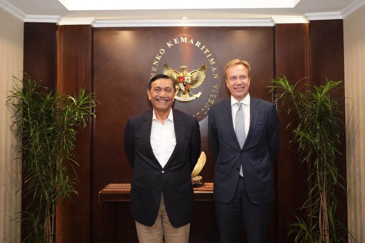 Menko Bidang Kemaritiman Luhut B. Pandjaitan Meeting dengan Presiden WEF Menko Bidang Kemaritiman Luhut B. Pandjaitan Meeting dengan Presiden WEF