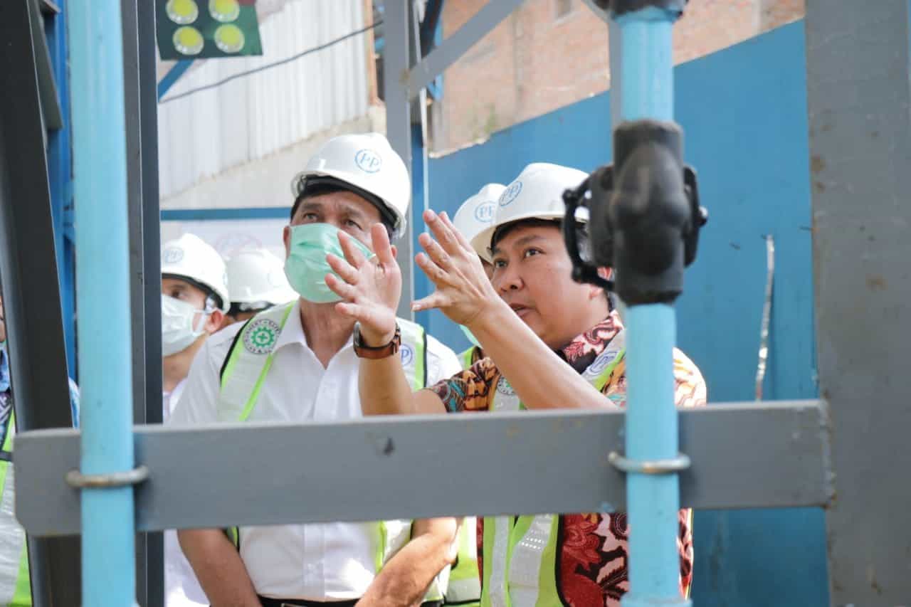 Menko Luhut Tinjau Pembangunan Islamic Center Sriwedari dan Pembangkit Listrik Tenaga Sampah di Solo Menko Luhut Tinjau Pembangunan Islamic Center Sriwedari dan Pembangkit Listrik Tenaga Sampah di Solo
