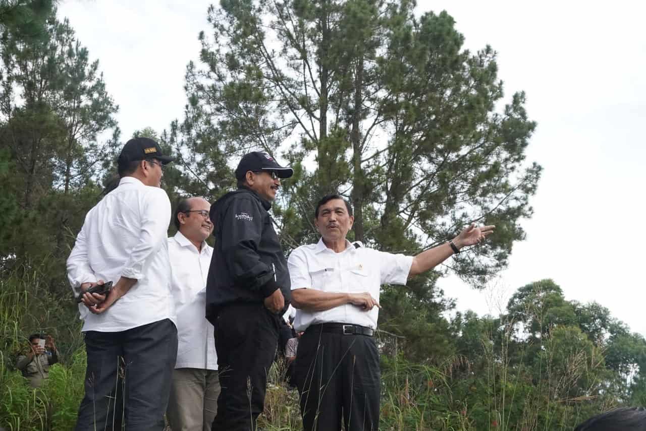Implementasi Pariwisata Danau Toba, Menko Luhut : Setiap Pihak Harus Bekerja Total Implementasi Pariwisata Danau Toba, Menko Luhut : Setiap Pihak Harus Bekerja Total