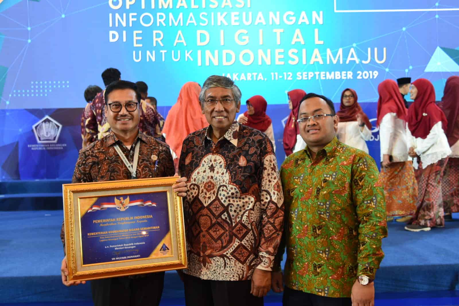 Kemenko Bidang Kemaritiman Raih Penghargaan Opini WTP dari Kementerian Keuangan Kemenko Bidang Kemaritiman Raih Penghargaan Opini WTP dari Kementerian Keuangan