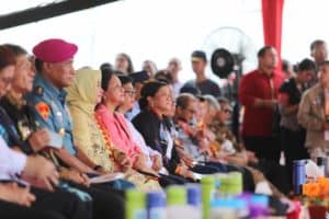 Menko Luhut: Masyarakat Nias Harus Mempersiapkan Diri Sambut Wisatawan Menko Luhut: Masyarakat Nias Harus Mempersiapkan Diri Sambut Wisatawan