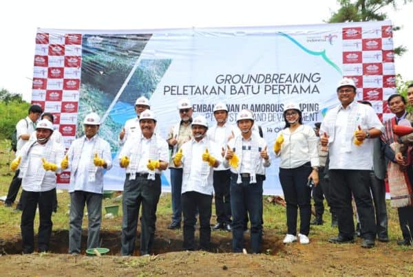Resmikan Toba Caldera Resort, Menko Luhut : Rakyat Harus Diberdayakan Resmikan Toba Caldera Resort, Menko Luhut : Rakyat Harus Diberdayakan