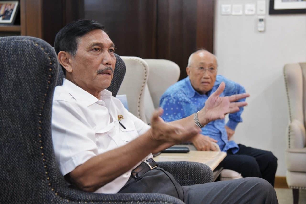 Menko Luhut Bertemu dengan Dubes Jepang