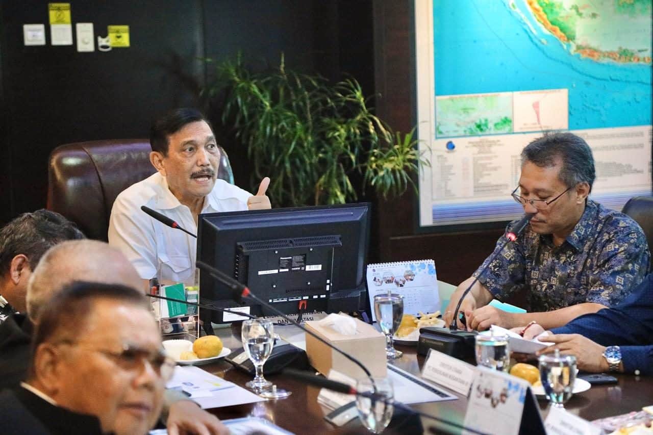 Menko Luhut Pimpin Rapat Pengembangan Taman Herbal (STP) Sibosur Auto Draft