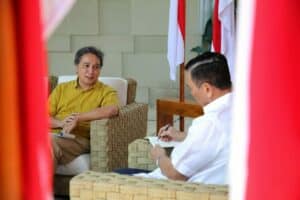 Menko Kemaritiman & Investasi Luhut B. Pandjaitan Meeting Dengan Dirjen Kebudayaan Kementerian Pendidikan dan Kebudayaan Hilmar Farid