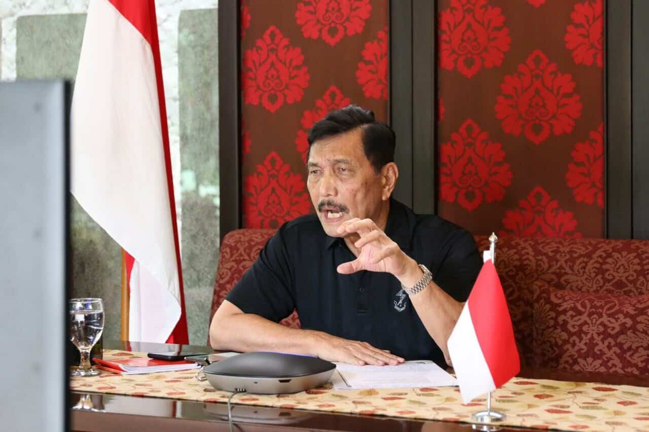 Menko Luhut Minta Produsen Farmasi Nasional Percepat Produksi Obat Covid 19