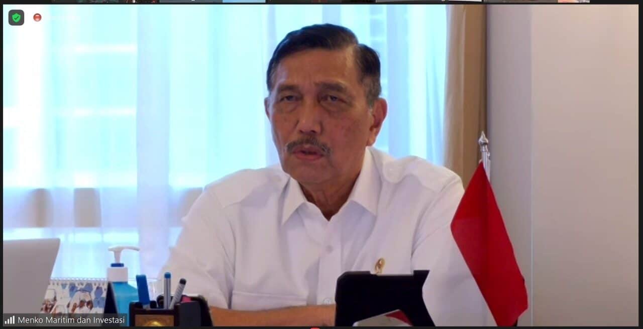 Menko Luhut: Koordinasi dan Kekompakan Menjadi Kunci Menurunkan Angka Konfirmasi Positif Covid-19 di Jawa Tengah