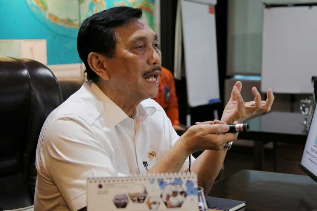 Menko Luhut Menghadiri Rapat Terkait Sengketa Maritim RI-MAL-SIN Menko Luhut Menghadiri Rapat Terkait Sengketa Maritim RI-MAL-SIN