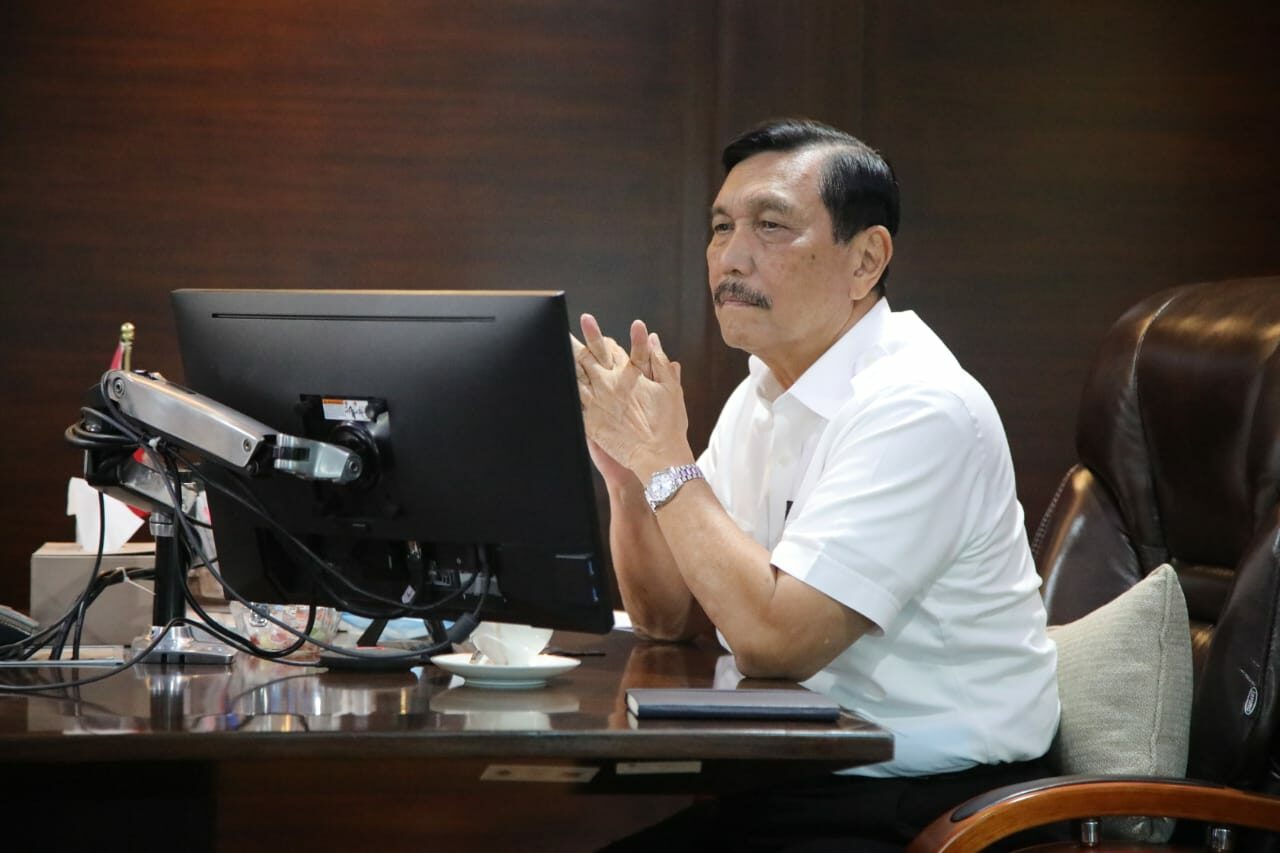 Menko Luhut dalam Forum Tri Hita Karana: Omnibus Law Merupakan Terobosan Untuk Bisnis Indonesia yang Lebih Baik Menko Luhut dalam Forum Tri Hita Karana: Omnibus Law Merupakan Terobosan Untuk Bisnis Indonesia yang Lebih Baik