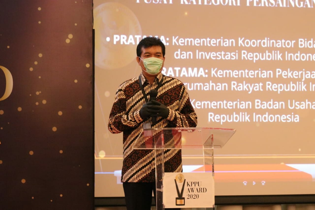 Kementerian Koordinator Bidang Kamaritiman dan Investasi Raih Penghargaan di Ajang KPPU Award 2020 Kementerian Koordinator Bidang Kamaritiman dan Investasi Raih Penghargaan di Ajang KPPU Award 2020