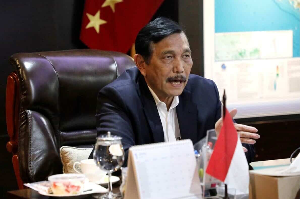 Menko Luhut Pimpin interview dengan Bloomberg Menko Luhut interview dengan Bloomberg
