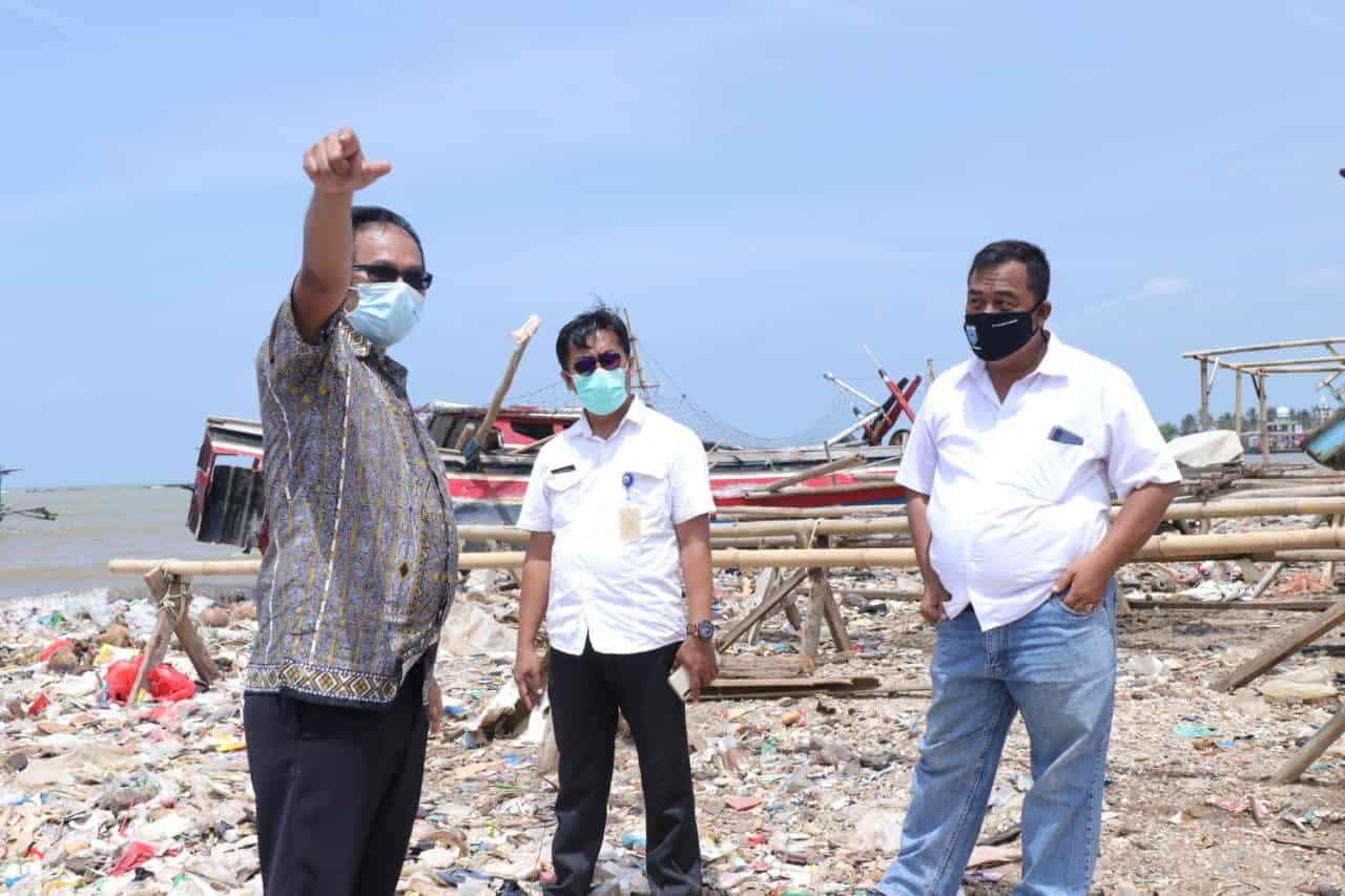 Tumpukan Sampah Jadi Sorotan, Kemenko Marves Tinjau Langsung Desa Labuan Kabupaten Pandeglang Tumpukan Sampah Jadi Sorotan, Kemenko Marves Tinjau Langsung Desa Labuan Kabupaten Pandeglang