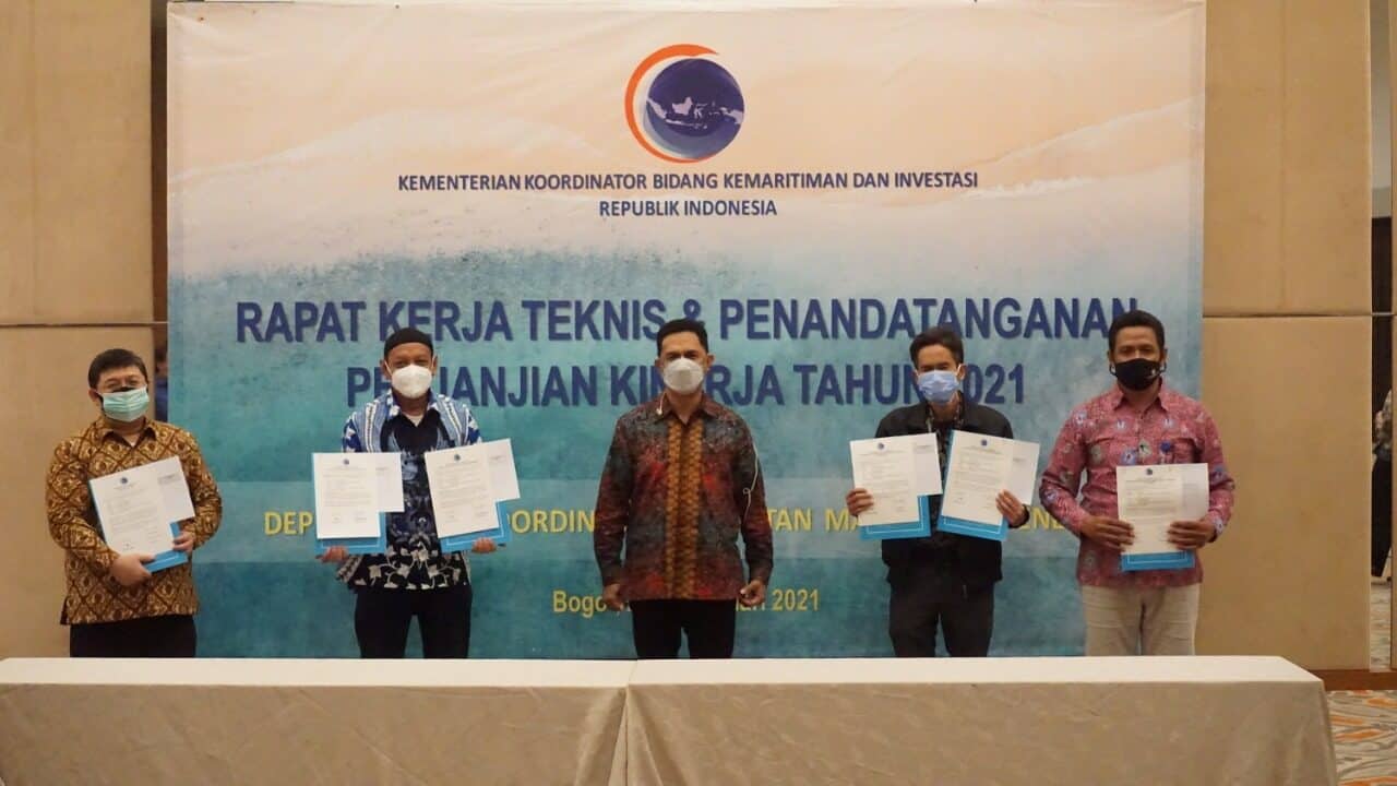 Tingkatkan Kebersamaan, Kinerja Maksimal, dan Kolaborasi Bersama, Deputi 1 Laksanakan Konsolidasi Melalui Rapat Kerja Teknis dan Penandatanganan Perjanjian Kinerja 2021 Tingkatkan Kebersamaan, Kinerja Maksimal, dan Kolaborasi Bersama, Deputi 1 Laksanakan Konsolidasi Melalui Rapat Kerja Teknis dan Penandatanganan Perjanjian Kinerja 2021
