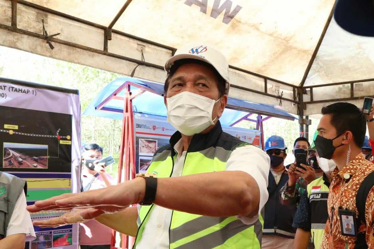 Menko Luhut: Integrasikan Seluruh Aspek Pariwisata Toba Demi Terbentuknya Simpul Ekonomi Masyarakat! Menko Luhut: Integrasikan Seluruh Aspek Pariwisata Toba Demi Terbentuknya Simpul Ekonomi Masyarakat!