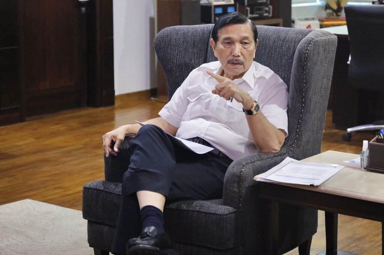Menko Luhut Meeting dengan Menteri Perhubungan, Menteri Kelautan dan Perikanan serta Dubes Tiongkok Menko Luhut Meeting dengan Menteri Perhubungan, Menteri Kelautan dan Perikanan dan Dubes Tiongkok