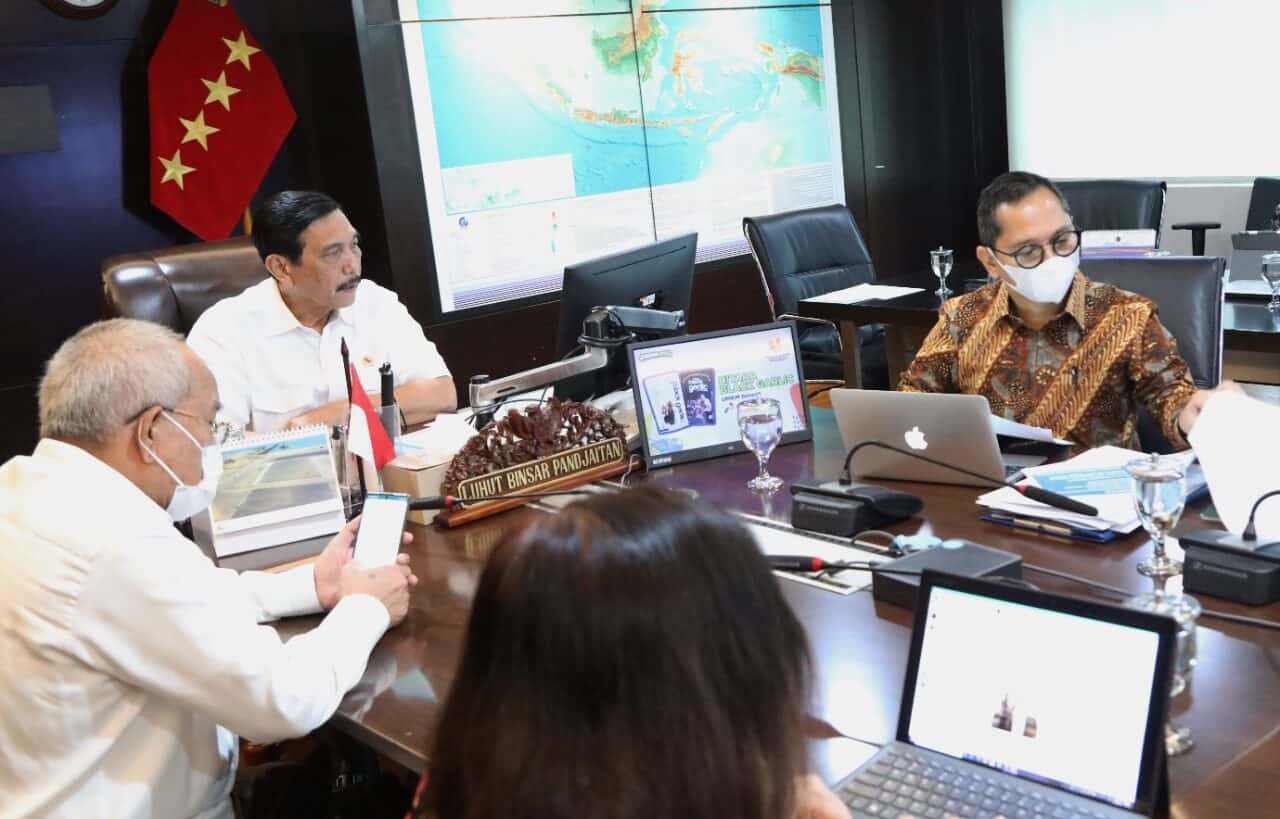 Menko Luhut: Pembangunan Infrastruktur di Jawa Timur Harus Disinergikan dengan Program Strategis Nasional Menko Luhut: Pembangunan Infrastruktur di Jawa Timur Harus Disinergikan dengan Program Strategis Nasional