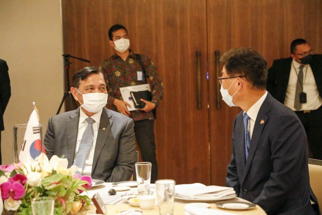 Pemerintah Indonesia Perkuat Hubungan Kerja Sama Indonesia – Korea Melalui Investment Roundtable Dialogue 2021 Pemerintah Indonesia Perkuat Hubungan Kerja Sama Indonesia – Korea Melalui Investment Roundtable Dialogue 2021