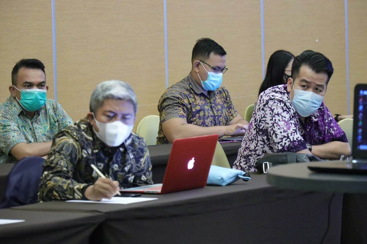Gencarkan Pengembangan E-Sports dan Game Lokal Indonesia, Kemenko Marves Gelar Rakor bersama Pelaku Industri Gencarkan Pengembangan E-Sports dan Game Lokal Indonesia, Kemenko Marves Gelar Rakor bersama Pelaku Industri