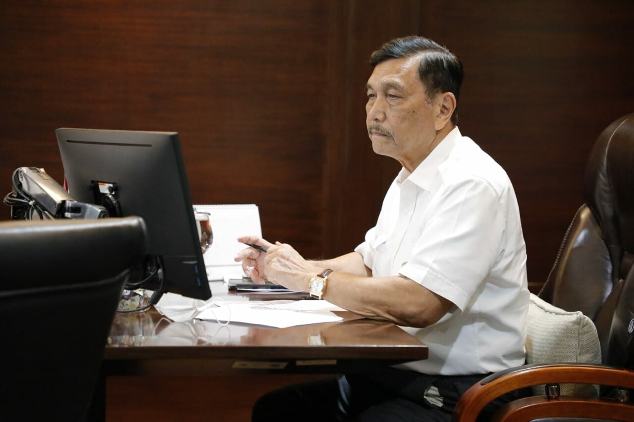 Menko Luhut Pimpin Video Conference Rapat Koordinasi Progress Pengembangan Maluku Lumbung Ikan Nasional Menko Luhut Vidcon Rakor Progress Pengembangan Maluku Lumbung Ikan Nasional