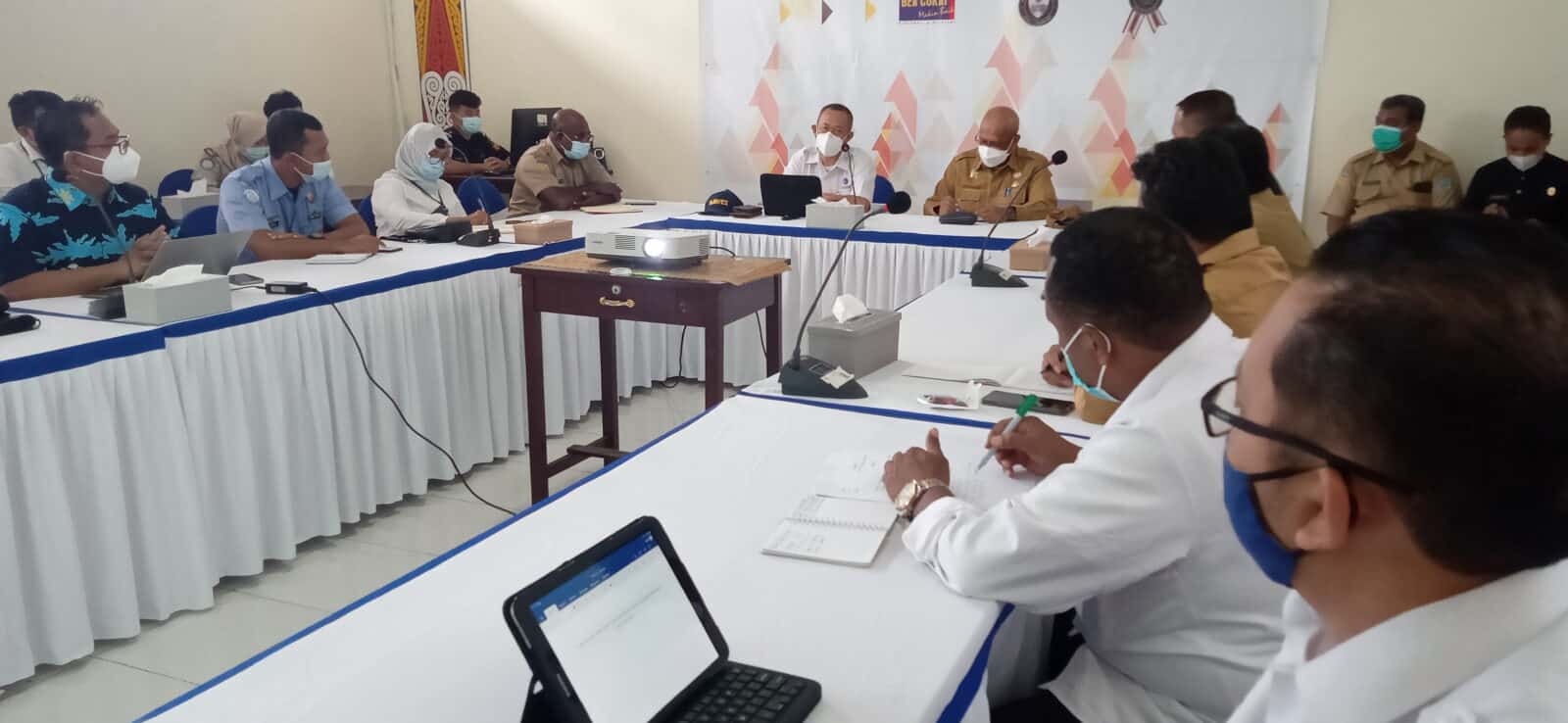 Temui Pemerintah Daerah dan Pelaku Bisnis Perikanan di Biak Numfor, Kemenko Marves Bahas Kesiapan Infrastruktur WPPNRI 717 Temui Pemerintah Daerah dan Pelaku Bisnis Perikanan di Biak Numfor, Kemenko Marves Bahas Kesiapan Infrastruktur WPPNRI 717