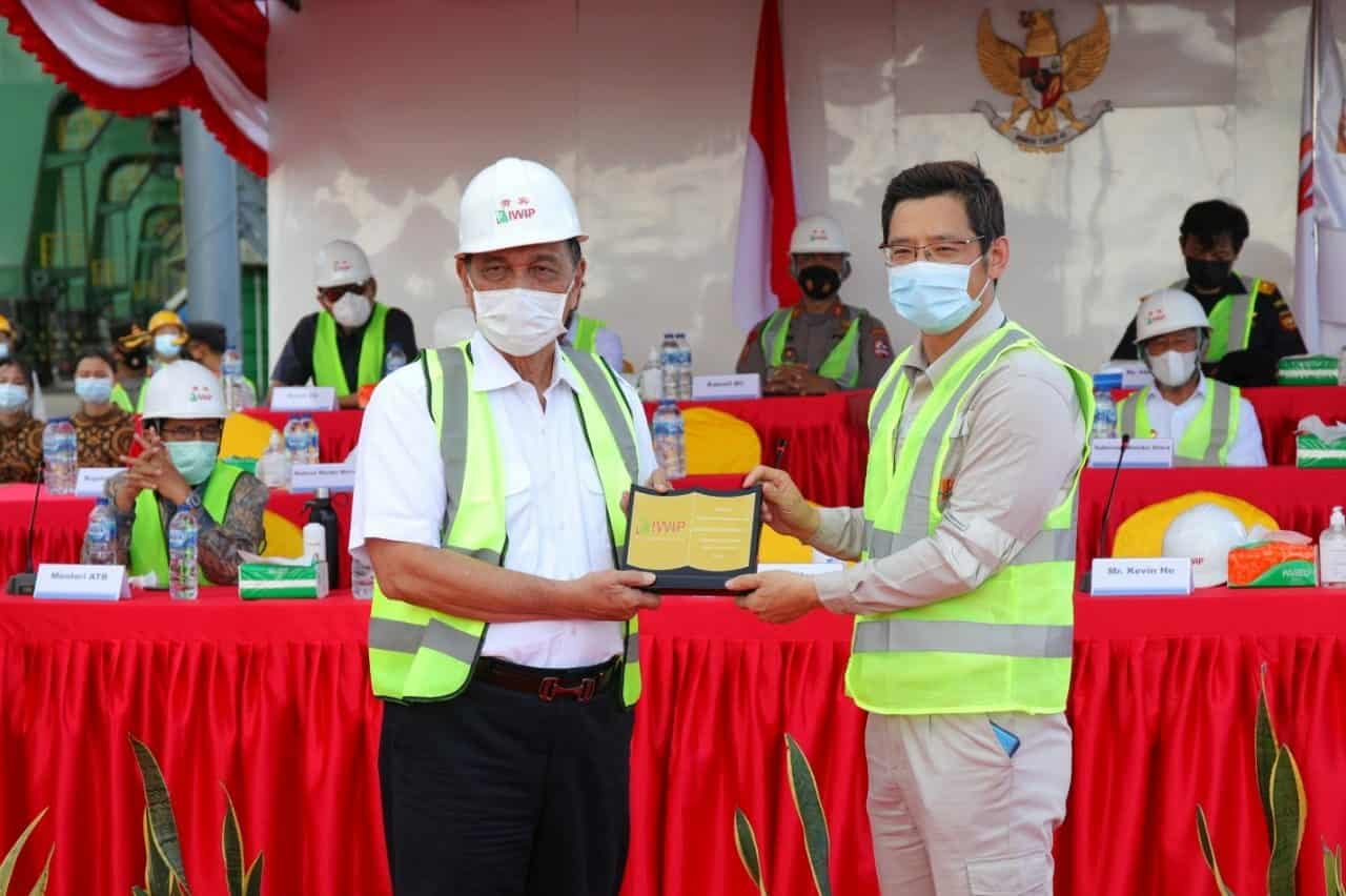 Kunjungi Kawasan Industri Weda Bay, Menko Luhut Minta Dibangun Sekolah Politeknik Untuk Edukasi Pemuda Setempat Konsep Otomatis
