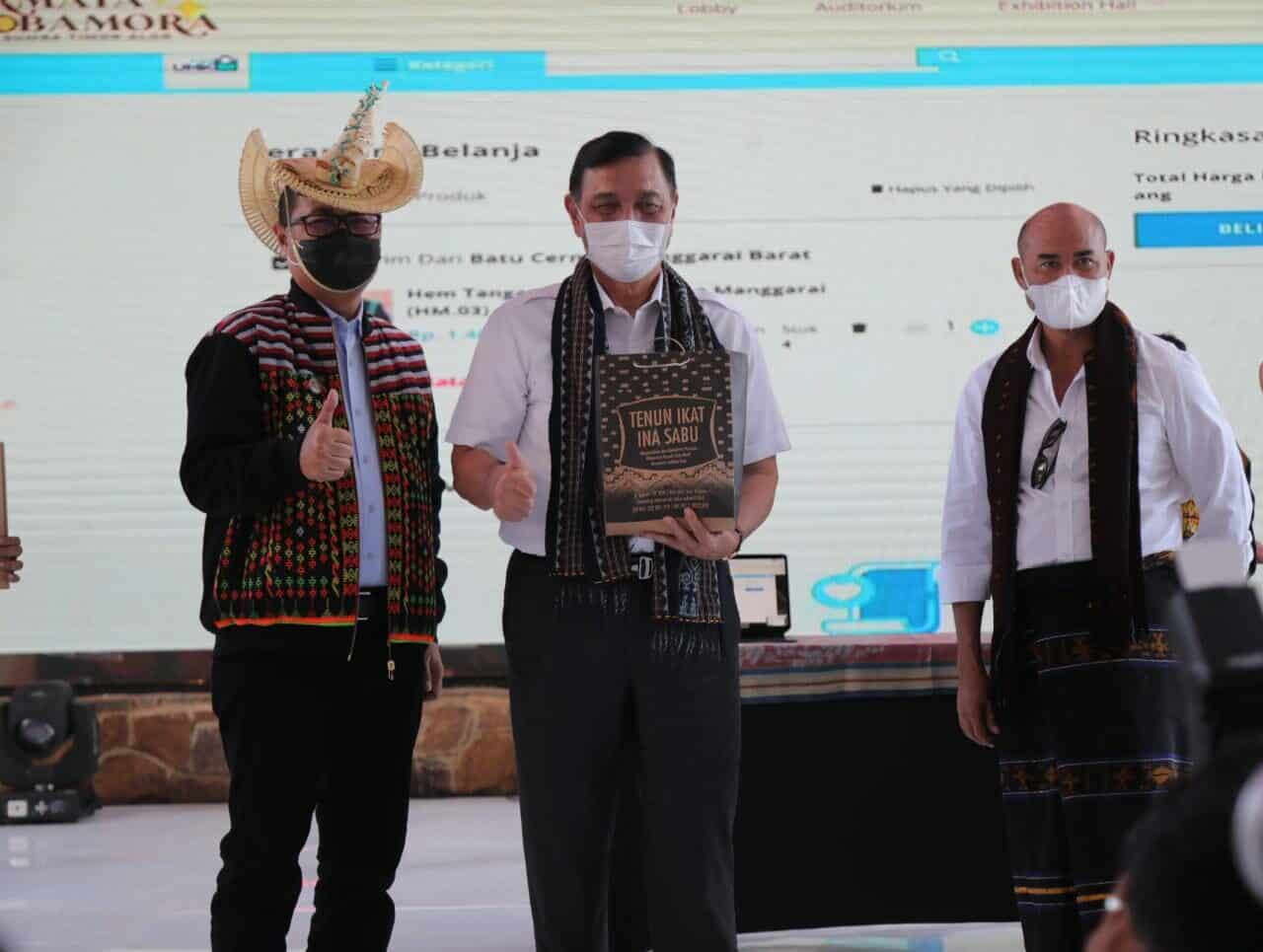 Menko Luhut Apresiasi Dukungan Percepatan Infrastruktur Digital Menko Luhut Apresiasi Dukungan Percepatan Infrastruktur Digital