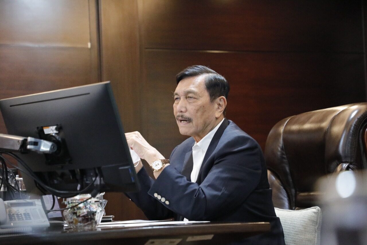 Perjelas Aturan Masuk Kerja pada Sektor Esensial dan Kritikal, Menko Luhut Tegaskan Perusahaan untuk Taati Aturan WhatsApp Image 2021 07 07 at 14.54.03