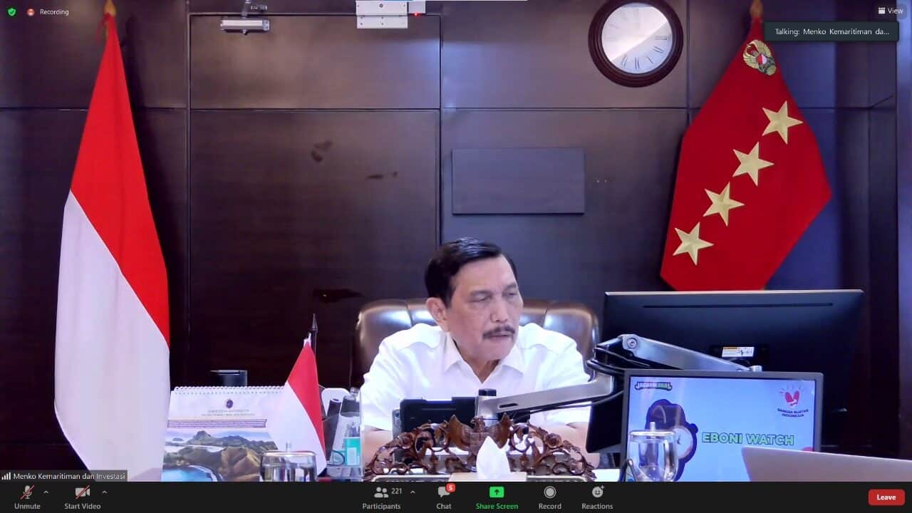 Menko Luhut Tekankan Sinergisitas Demi Percepatan Infrastruktur dan Pengembangan Wilayah Provinsi Lampung WhatsApp Image 2021 08 20 at 5.42.08 AM 4