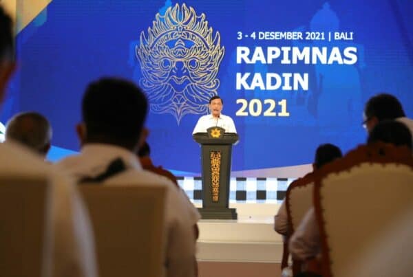 Keberhasilan Pemerintah Menurunkan Kasus dengan Cepat Mampu Menahan Pelambatan Perekonomian WhatsApp Image 2021 12 03 at 17.56.43