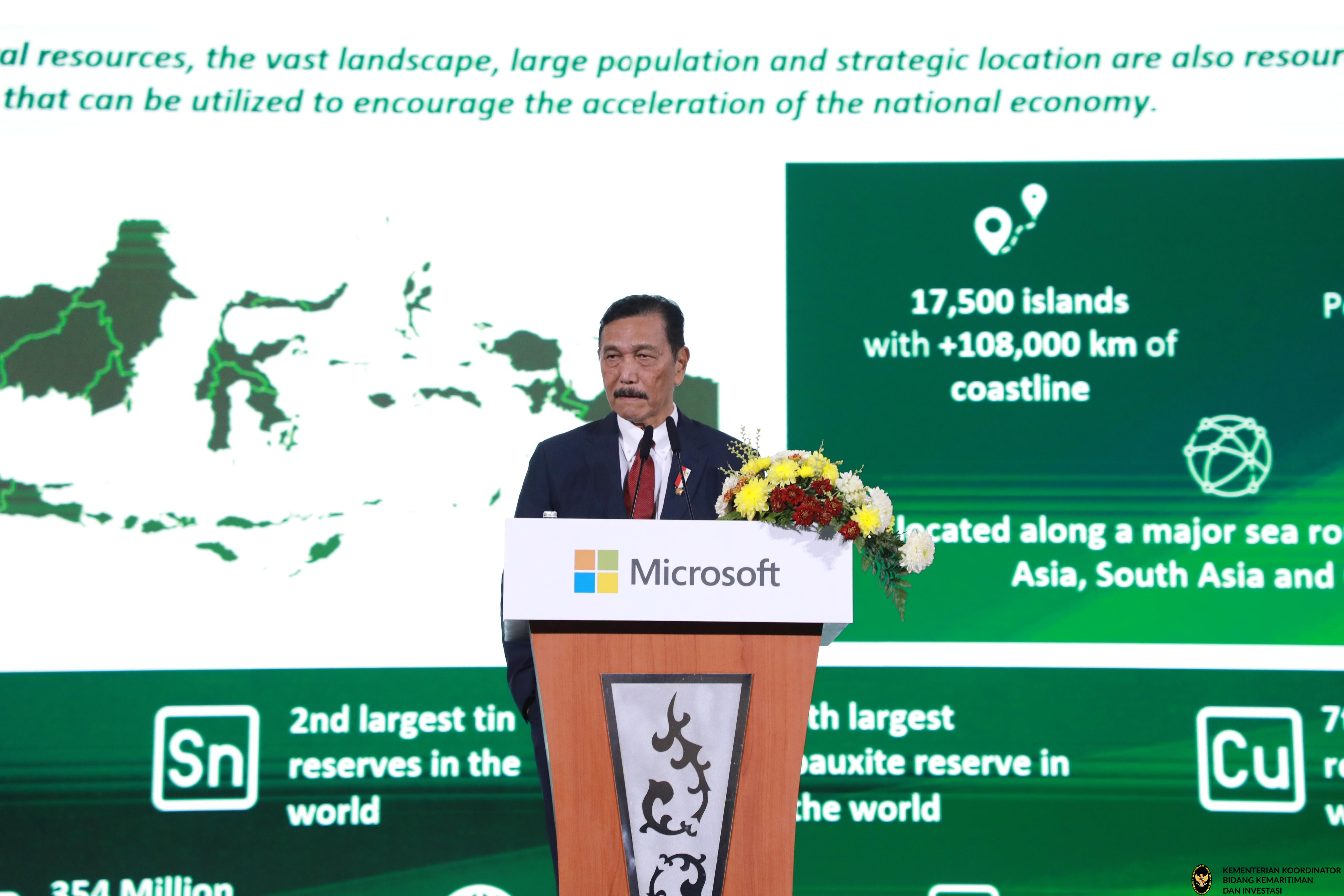 Investasi di Indonesia, Menko Luhut: Microsoft Tidak Akan Menyesal