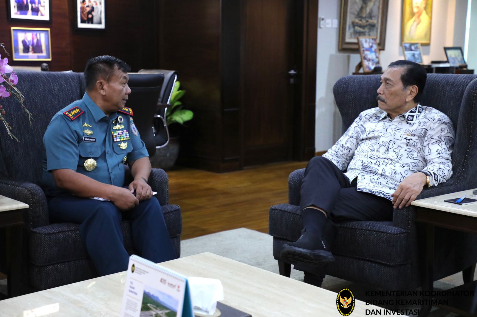 Menko Marves Meeting Bersama Kepala Pusat Hidro-Oseanografi Angkatan Laut (Pushidrosal)