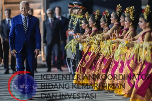 Kemegahan Tari Pendet Memukau Presiden Amerika