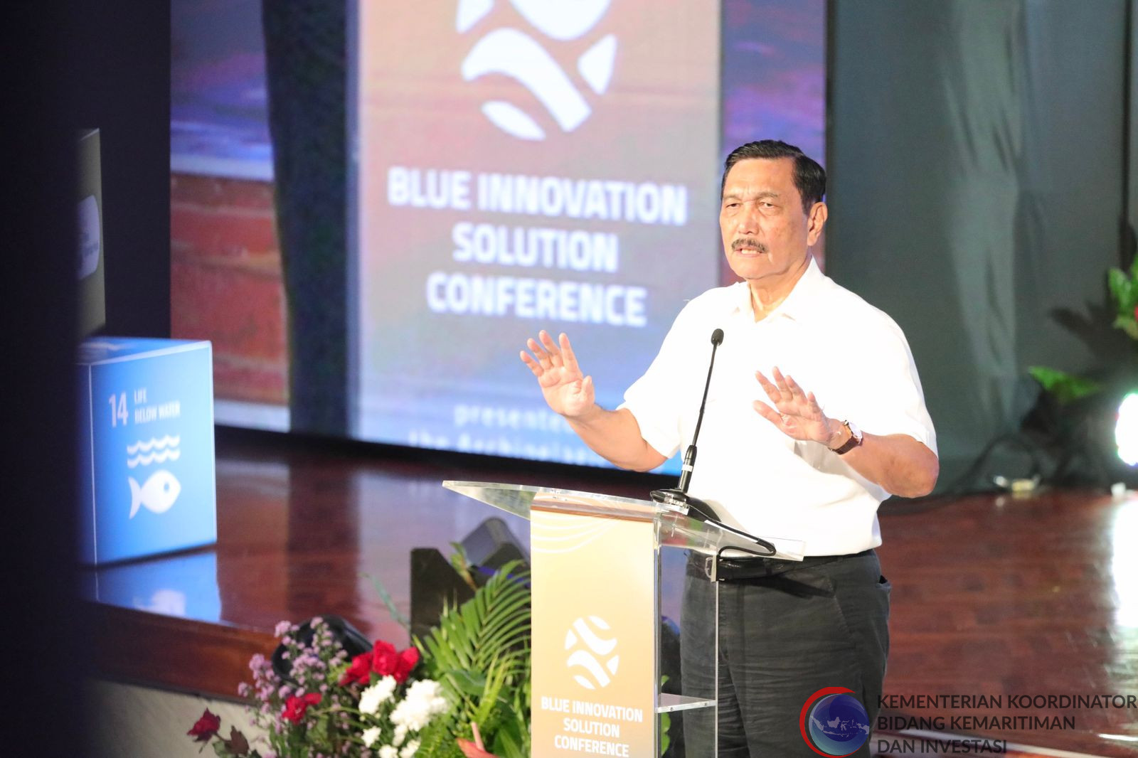 Membuka Blue Innovation Solution Conference Menko Luhut Tekankan Pentingnya Kerja Sama Ekonomi Biru, Perubahan Iklim dan Berkelanjutan