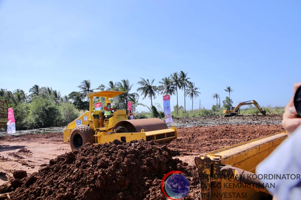 Menko Marves Menghadiri Ground Breaking Pembangunan Jalan Tol Serang