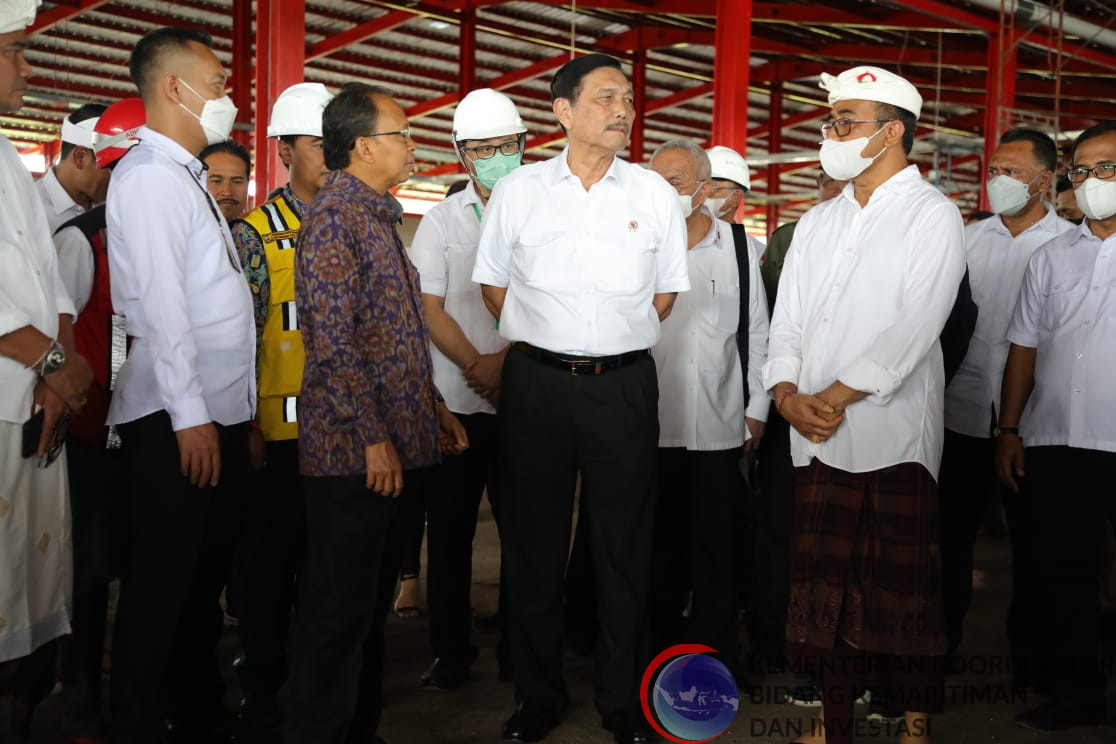 dokumentasi giat Menko Marves di TPST Kertalangu