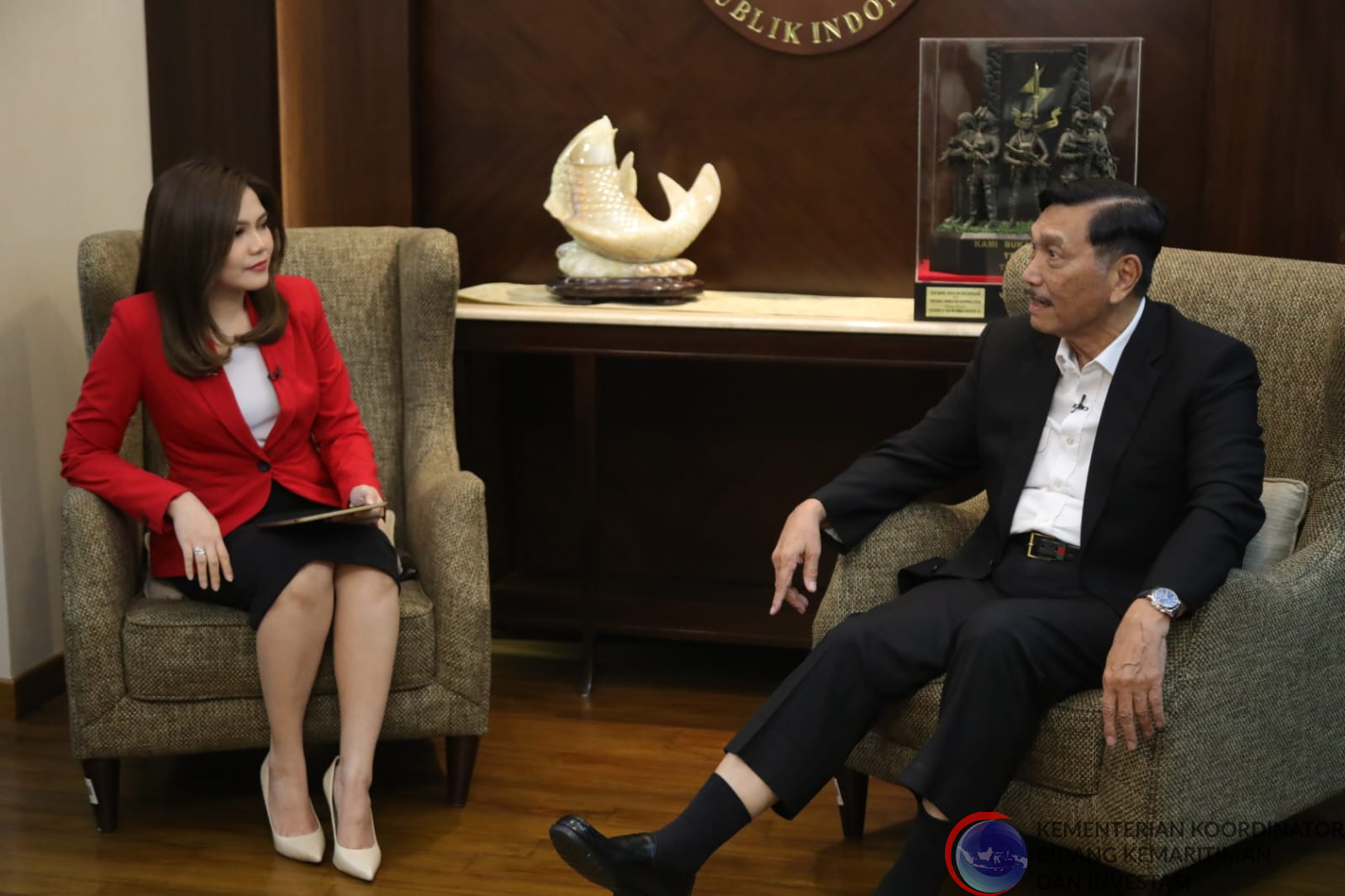 Menko Luhut wawancara bersama Metro TV pada sore ini