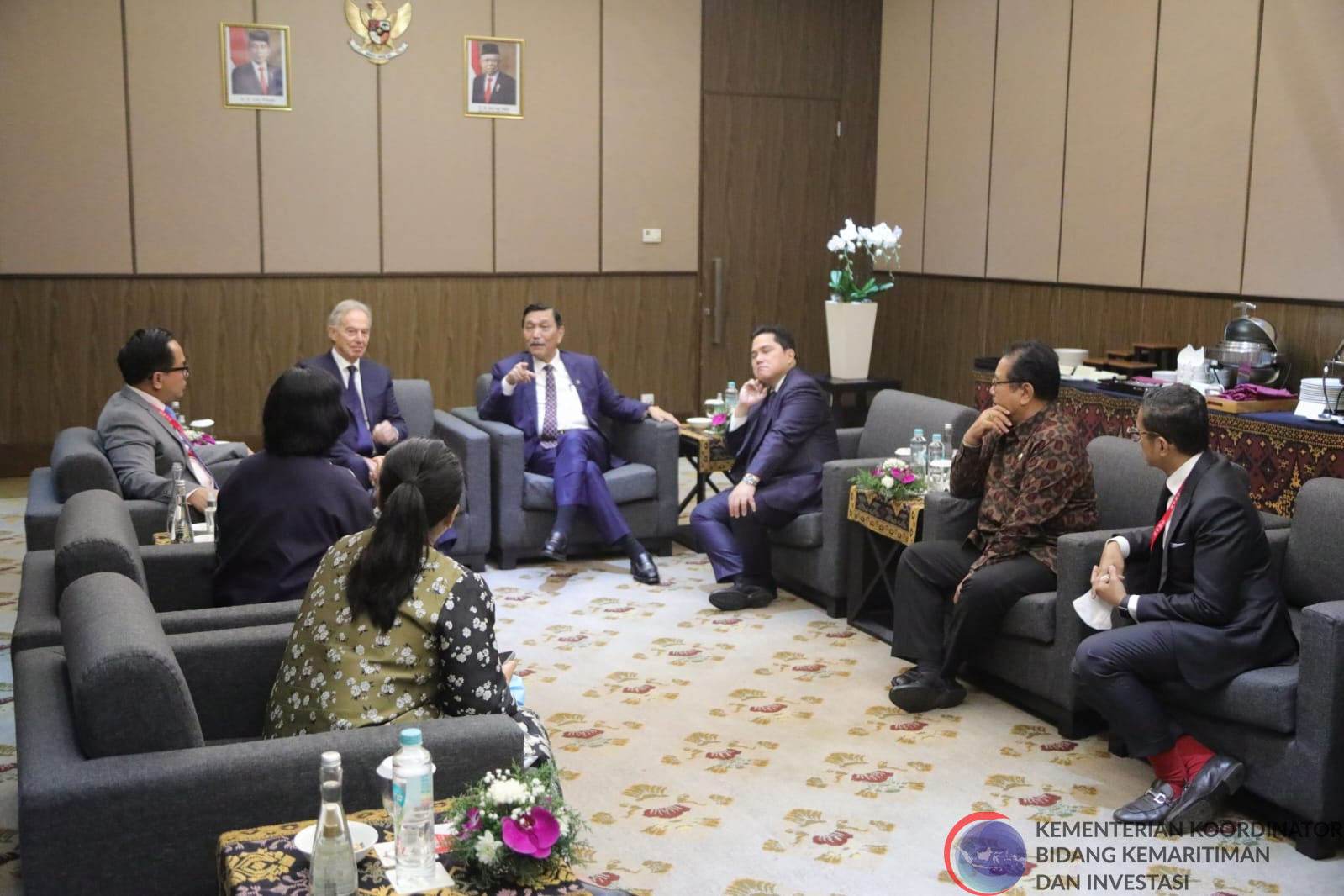 Menko Luhut Meeting dengan Tony Blair di Bali