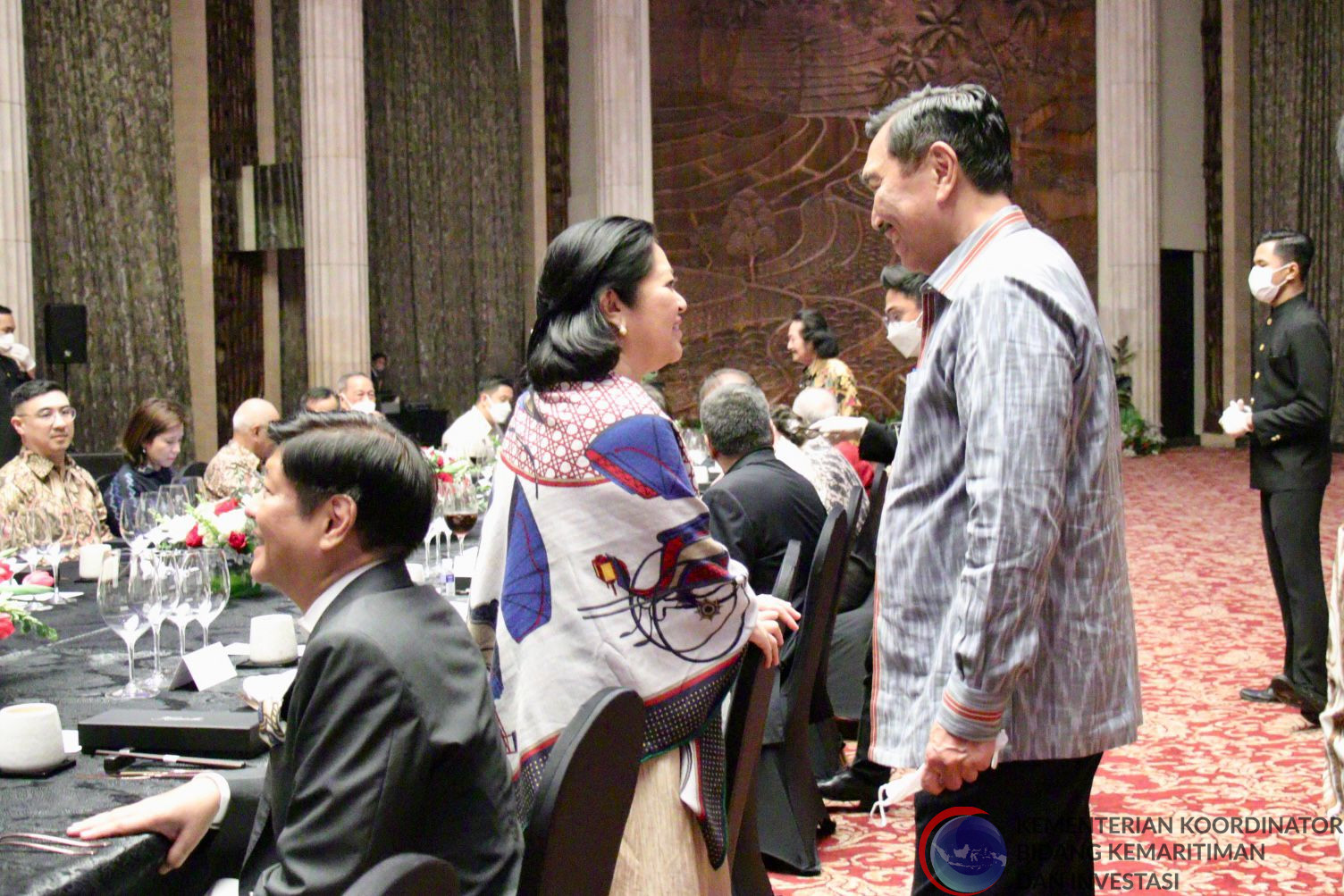 Menko Marves Dinner dengan Presiden Filipina