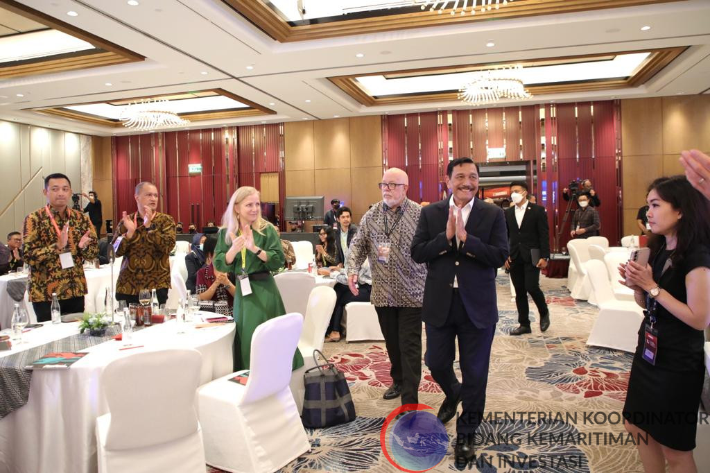 Menko Marves sampaikan Closing Keynote Speech and Sideline Meeting Discussion US-Indonesia Investment Summit 2022 (Dari Iniative Indonesia) di Mandarin Hotel Jakarta