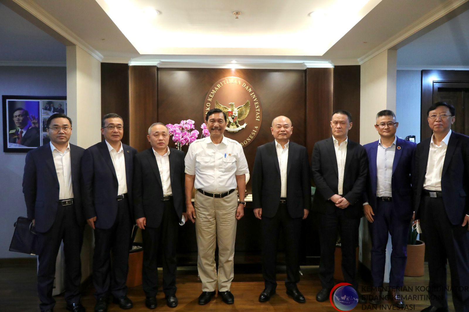 Menko Marves Meeting bersama China Railway Group Limited di Kantor Marves