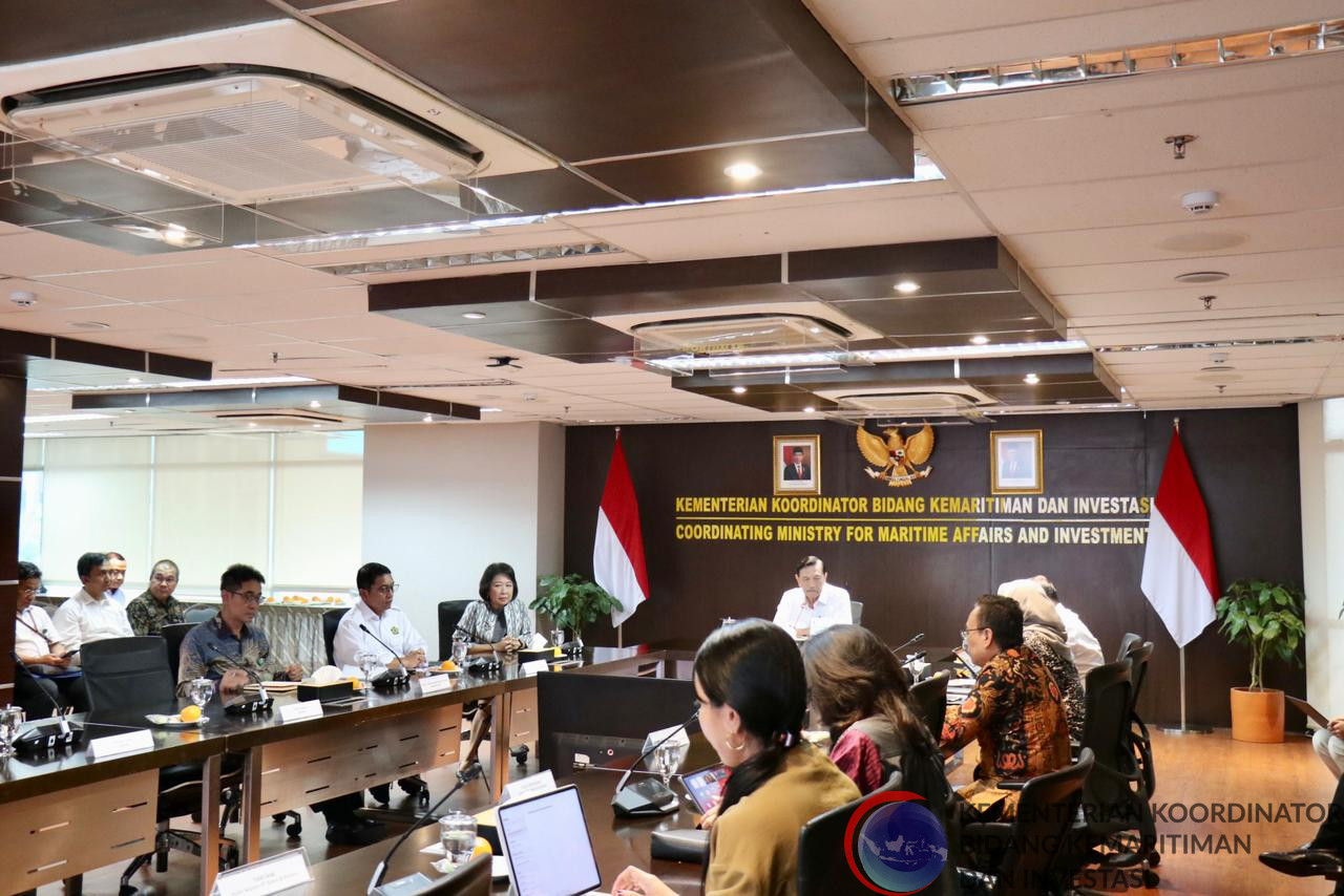 Menko Luhut Pimpin Rakor Pembahasan Rencana Kegiatan Indonesia Sustainability Forum 2023