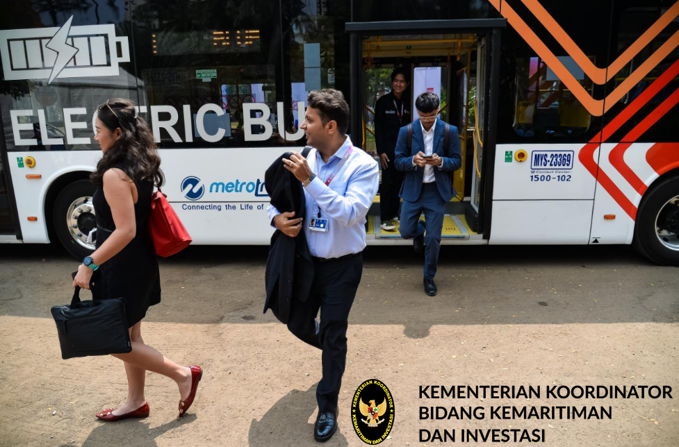 Shuttle Bus Gratis bagi Jurnalis Peliput KTT AIS Forum 2023