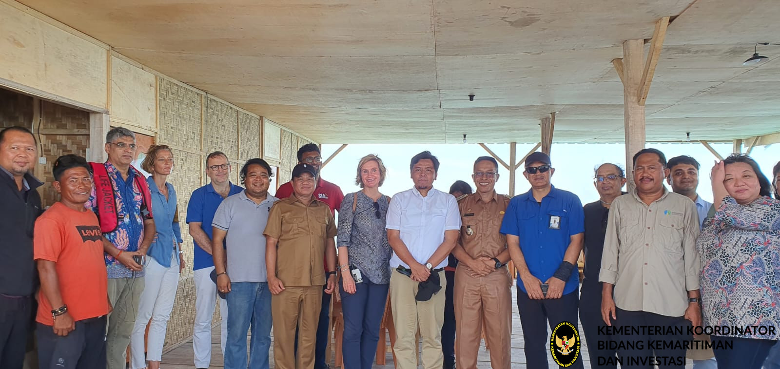 Kemenko Marves Bersama World Bank Indonesia Tinjau Lokasi Piloting Integrated Seaweed Farming Lombok Timur