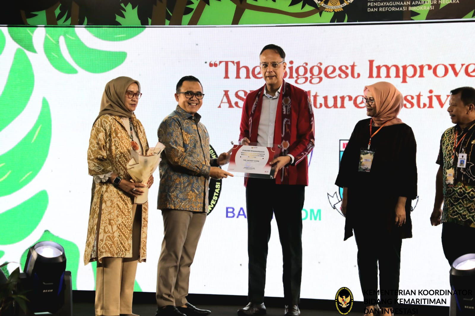 Kemenko Marves Raih Dua Penghargaan pada Appreciation Day ASN Culture Festival 2023