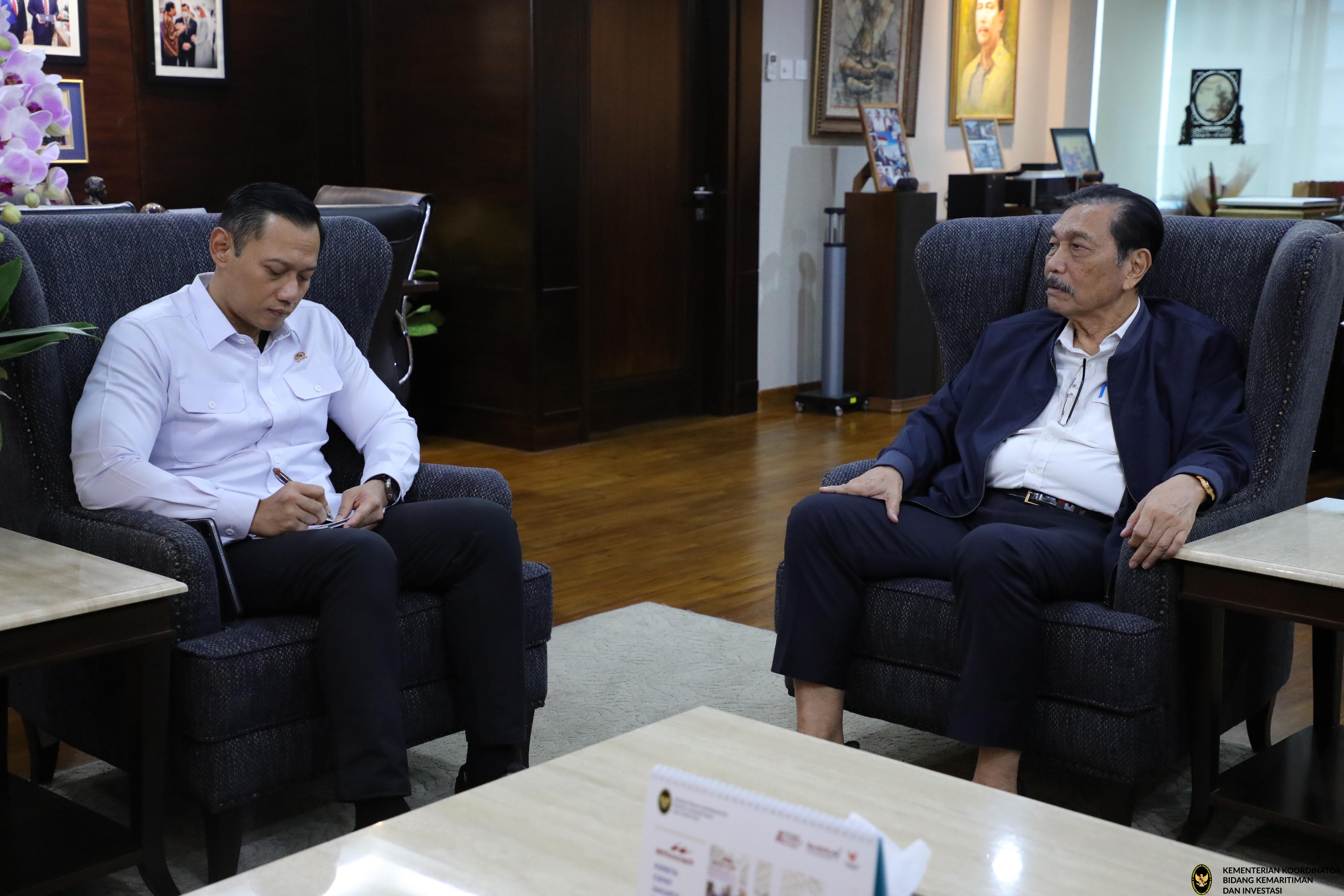 Menko Luhut Meeting bersama Menteri ATR/BPN