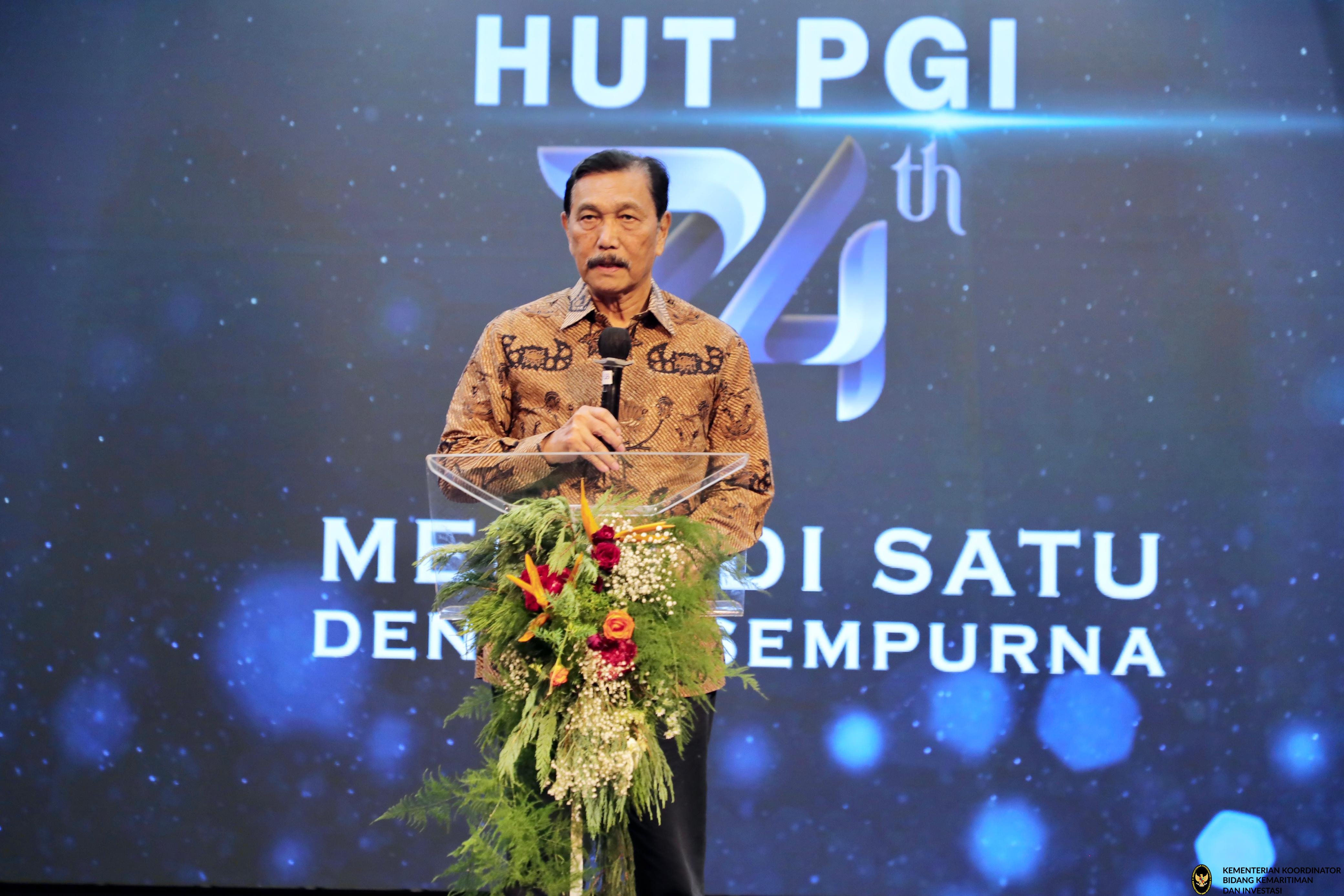 Menko Luhut Memberi Sambutan dalam Acara 74 Tahun Persekutuan Gereja-Gereja di Indonesia