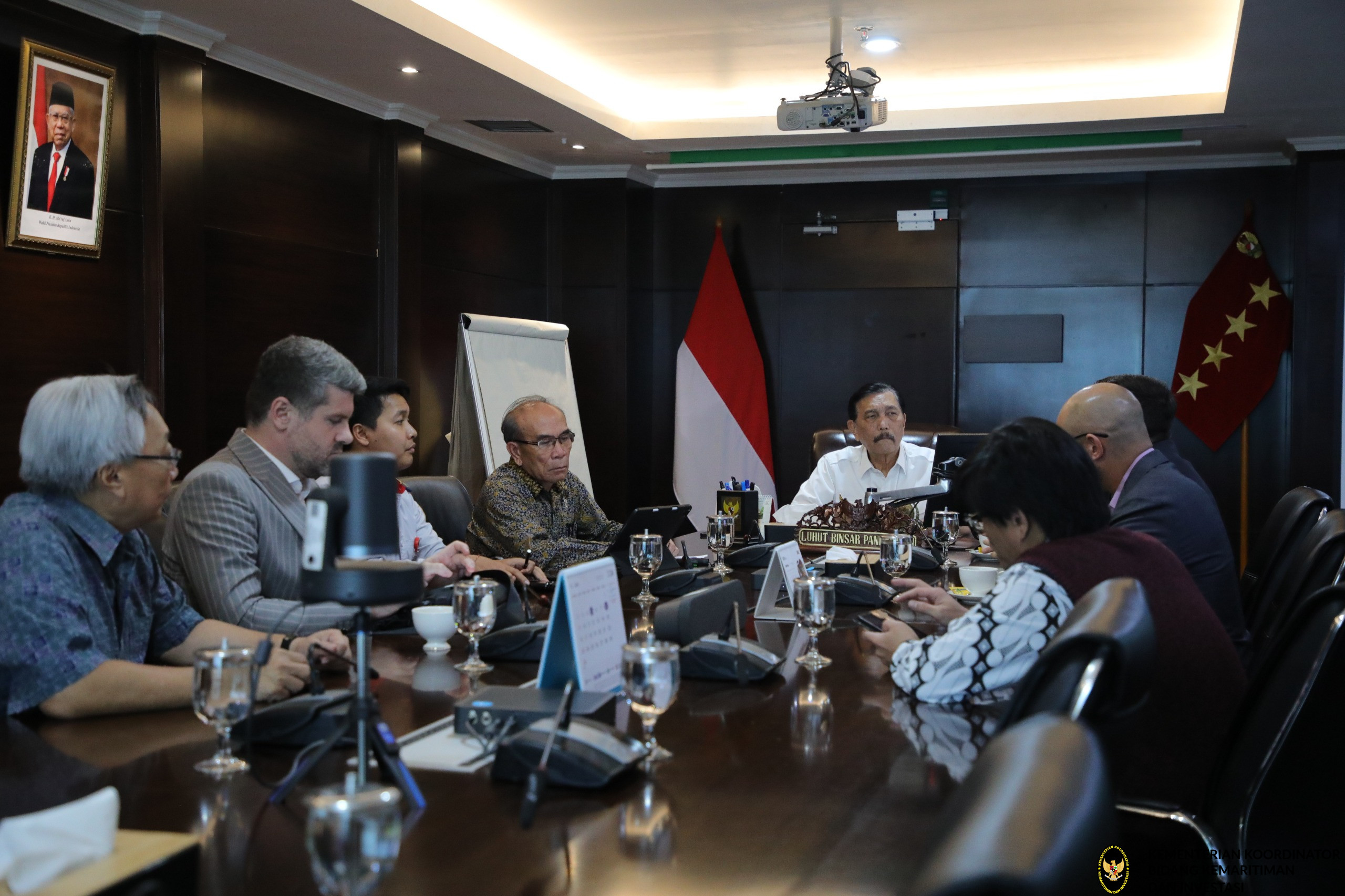 Menko Marves meeting bersama Kepala BSSN