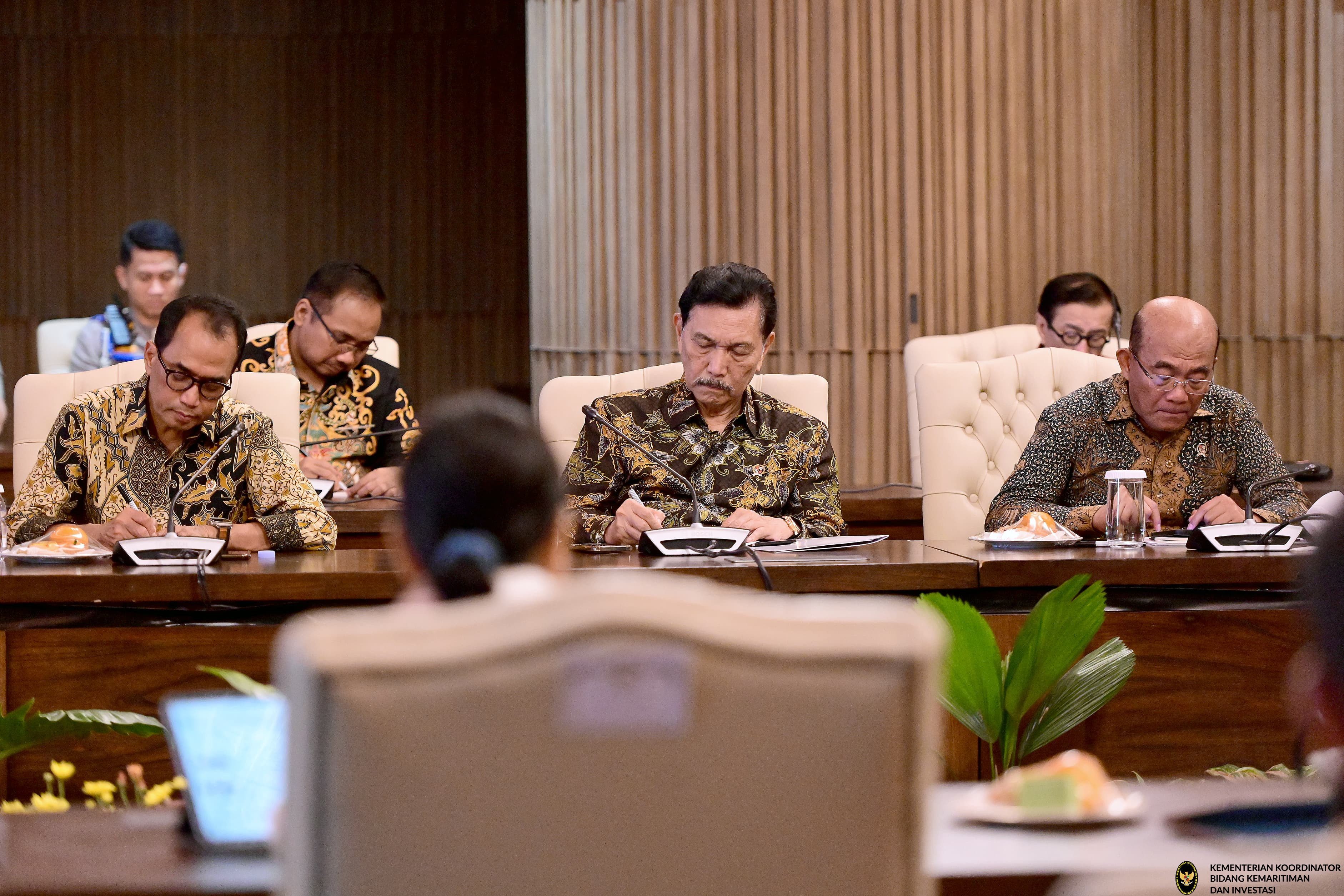 Sidang Paripurna Para Menteri Bersama Presiden RI, Istana Garuda, IKN, Kalimantan Timur